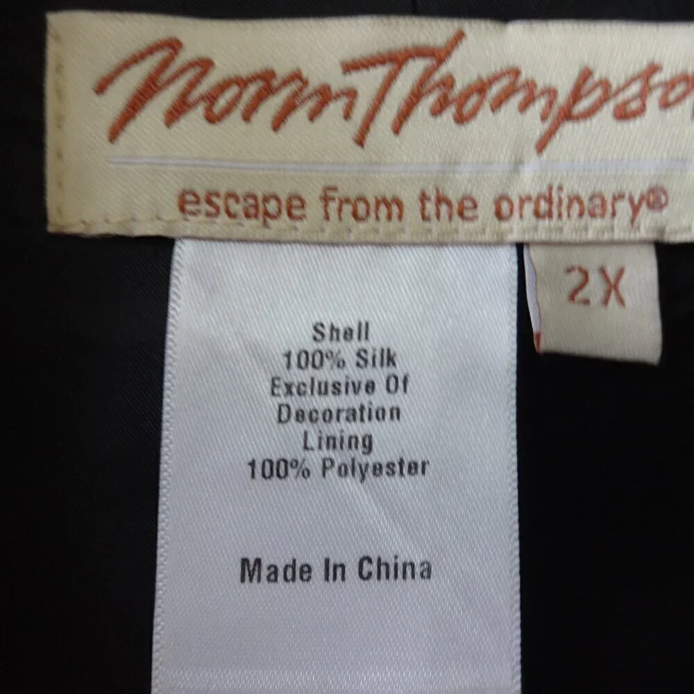 Norm Thompson Silk Black and Blue Floral Blazer 2x - Picture 3 of 16